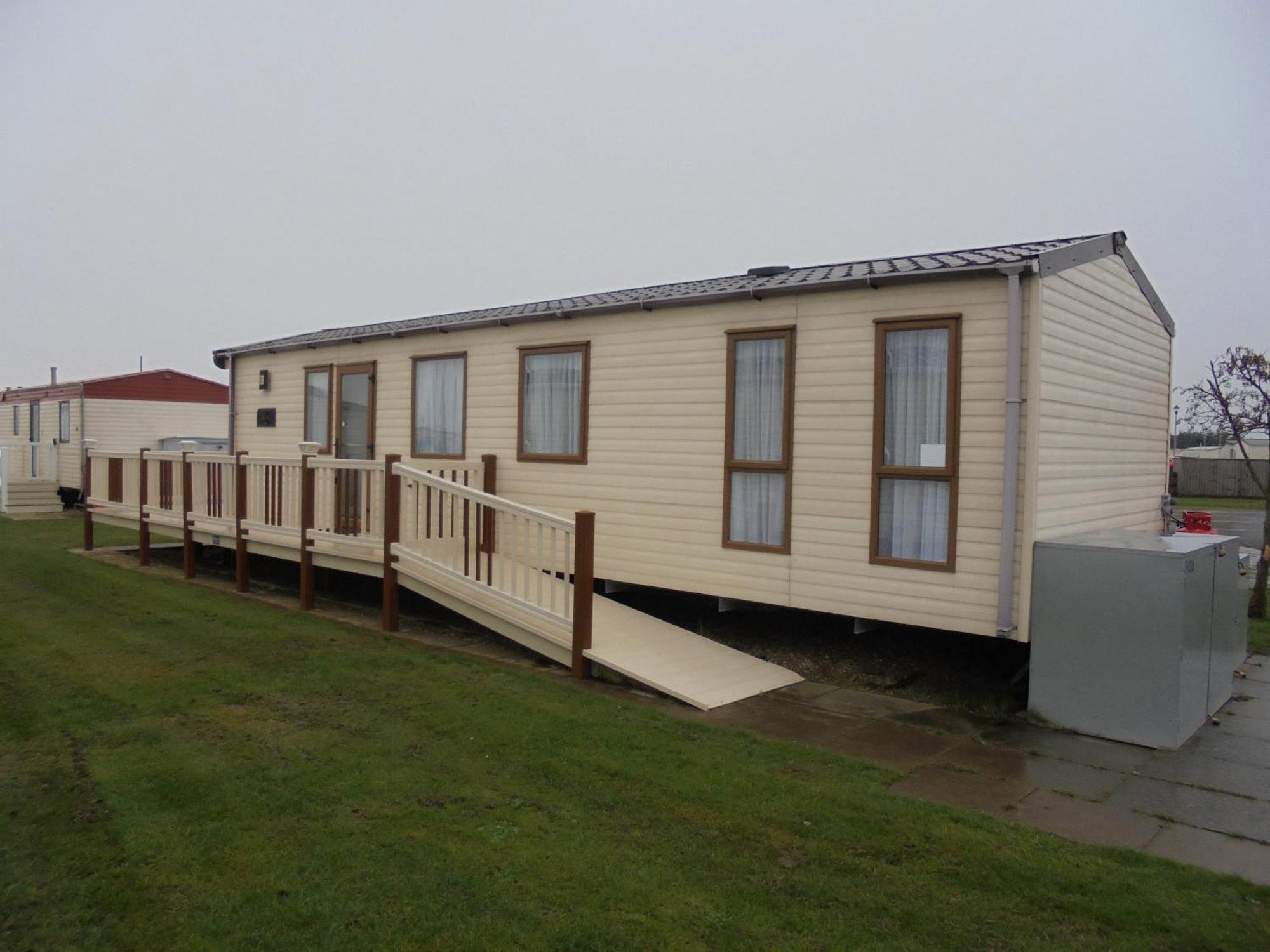The Grange Ingoldmells: Elan 6 Berth, Central Heated, Wrap Around Decking エクステリア 写真