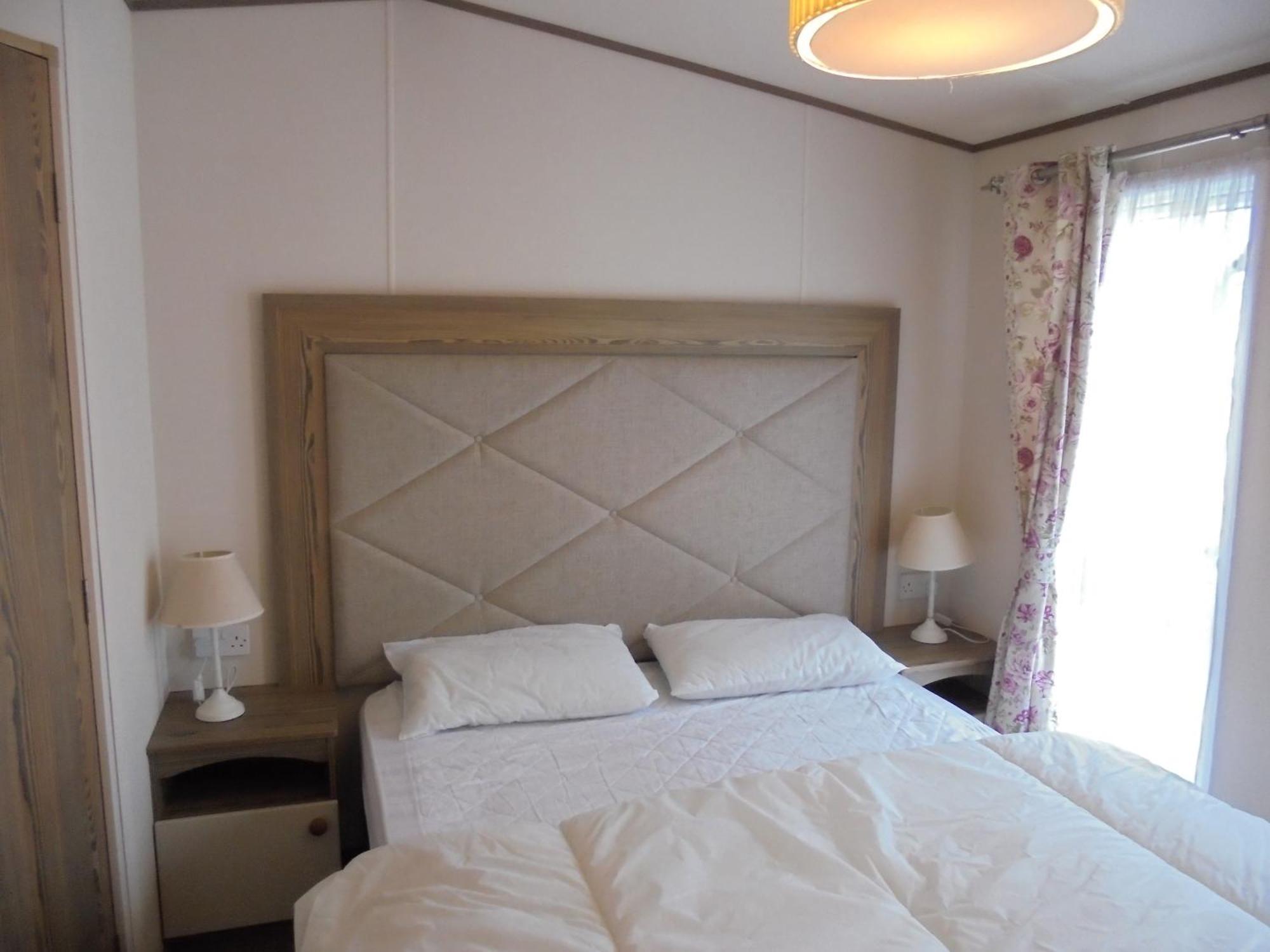 The Grange Ingoldmells: Elan 6 Berth, Central Heated, Wrap Around Decking エクステリア 写真
