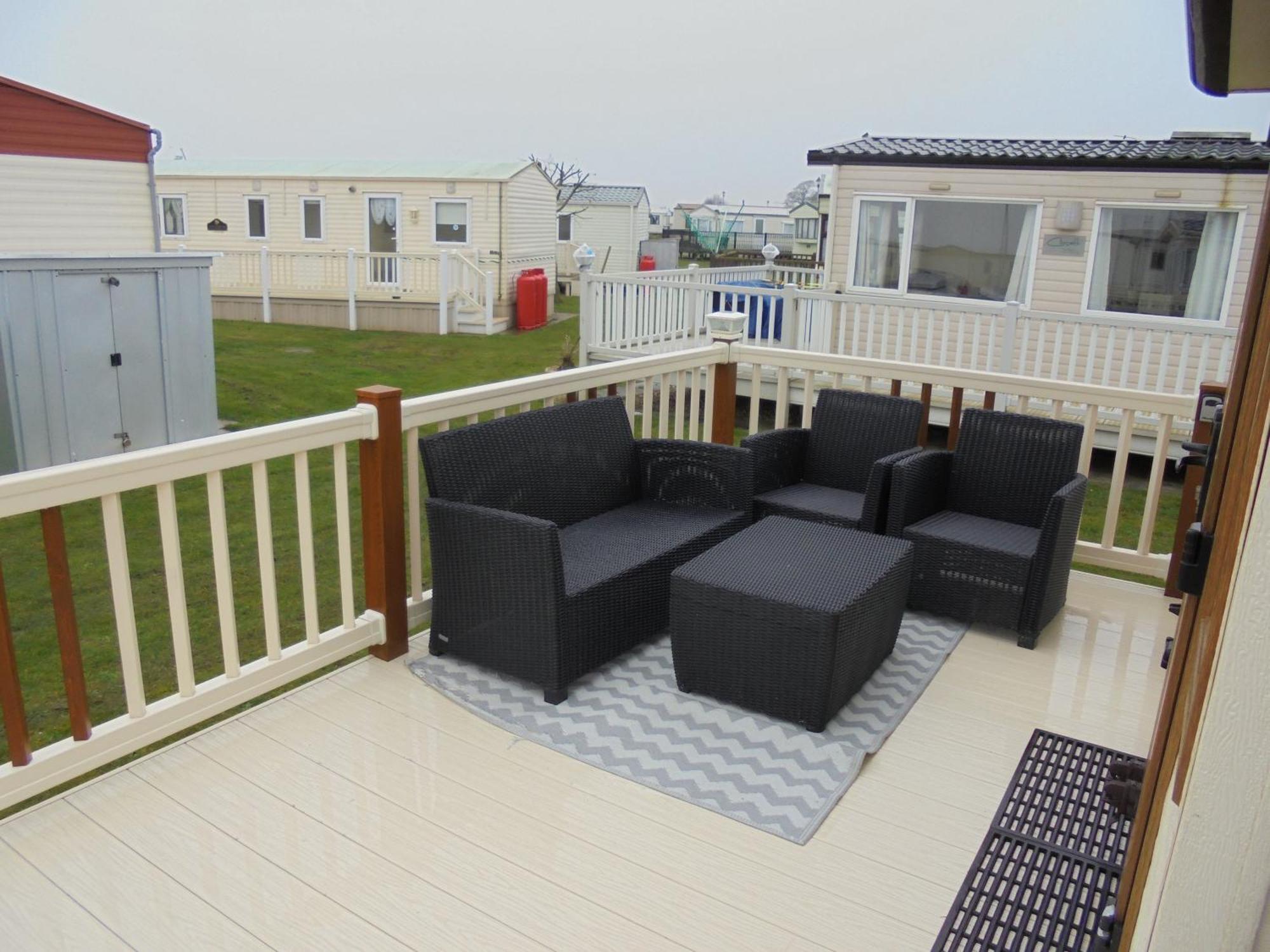 The Grange Ingoldmells: Elan 6 Berth, Central Heated, Wrap Around Decking エクステリア 写真